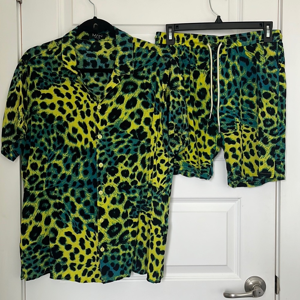 Boohoo Man neon cheetah/animal print 2 piece set